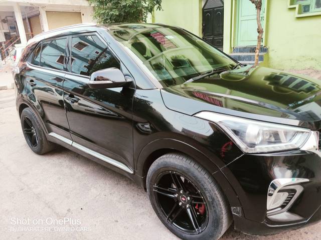 https://images10.gaadi.com/usedcar_image/4020006/original/processed_fbbf9987cc71213e6bd1fda436d431cb.jpg?imwidth=6400