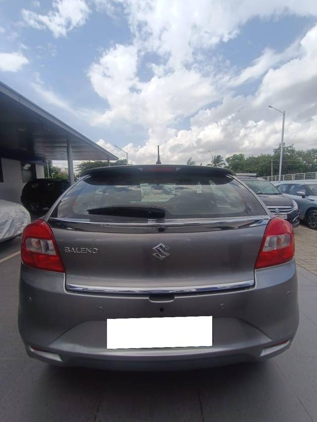 https://images10.gaadi.com/usedcar_image/4020107/original/processed_78d20c14711d213fad8fb1e01eade48e.jpg?imwidth=6402