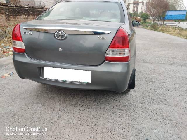 https://images10.gaadi.com/usedcar_image/4020209/original/processed_8258d8397ebb567e8fd1fce6643fbb2a.jpg?imwidth=6401