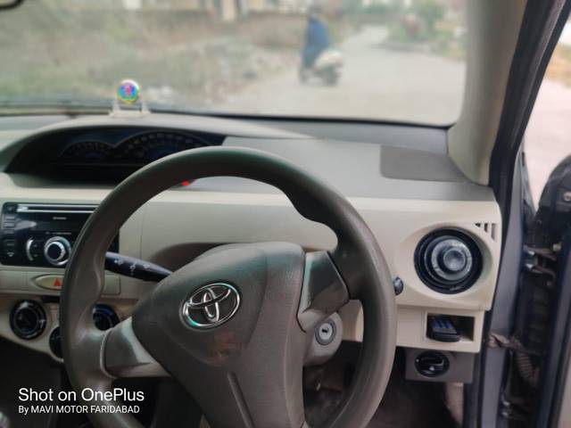 https://images10.gaadi.com/usedcar_image/4020209/original/processed_c167695f1d5465a7c0ca263f7e4c52c8.jpg?imwidth=6400