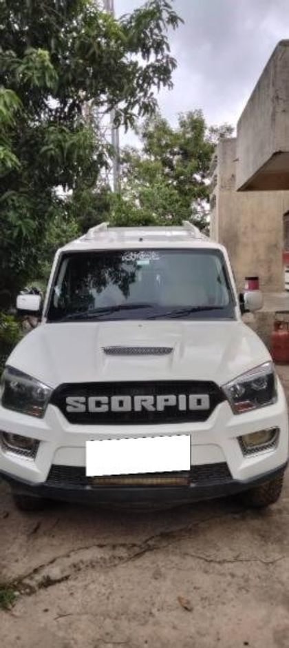 Mahindra Scorpio S2 9 Seater