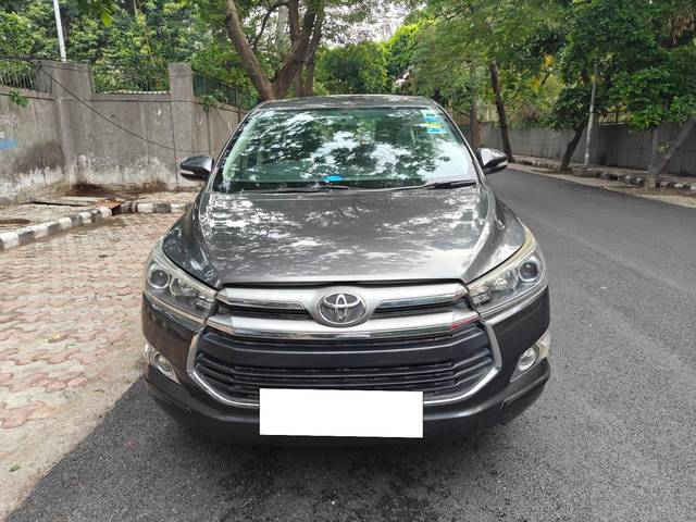 https://images10.gaadi.com/usedcar_image/4021351/original/processed_a8fe047a566f1d66edc5b8c7133a5745.jpg?imwidth=6400