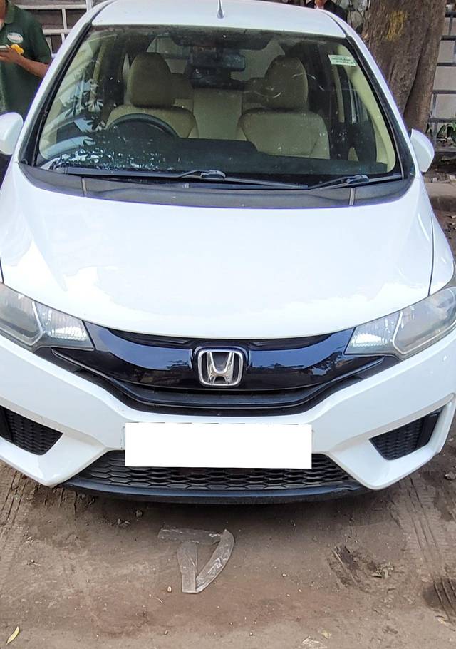 https://images10.gaadi.com/usedcar_image/4021962/original/processed_0c3bb866830e006d917701924e22aef5.jpg?imwidth=6400