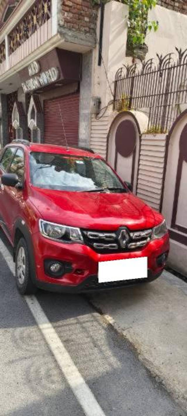 https://images10.gaadi.com/usedcar_image/4022398/original/processed_43f227a0-b1ee-4c8e-a448-3bc0ddea6184.jpg?imwidth=6400