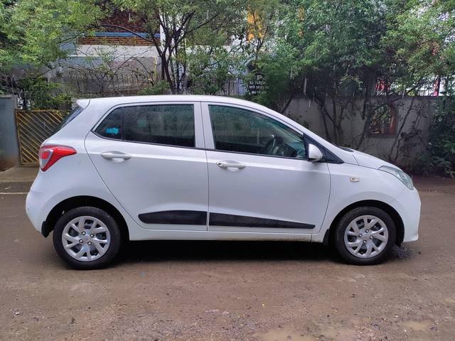 https://images10.gaadi.com/usedcar_image/4022539/original/processed_59c3952886daa9247d636dfa50f4304c.jpg?imwidth=6401