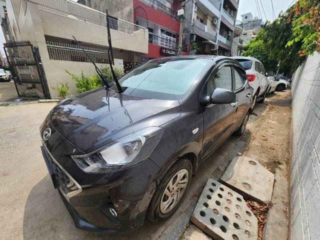 https://images10.gaadi.com/usedcar_image/4022626/original/processed_2ca95c7e-23d5-4ee0-ad77-8aa081d1382f.jpg?imwidth=6402