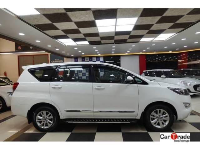 https://images10.gaadi.com/usedcar_image/4022668/original/processed_8c2407b8520962e022ff29ebc91e4a85.jpg?imwidth=6401