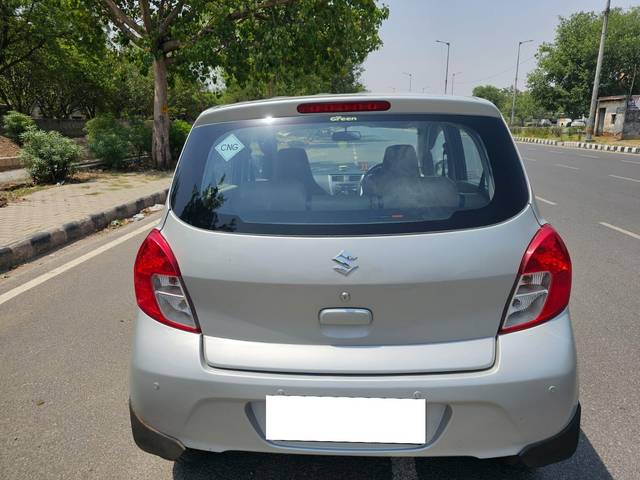 https://images10.gaadi.com/usedcar_image/4022721/original/processed_6ad1dcea8ddd93dfa1393e0962e57c5e.jpg?imwidth=6401