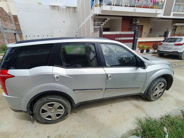 https://images10.gaadi.com/usedcar_image/4023013/original/processed_be0798e8-5bd1-404a-a387-9062bd48d151.jpg?imwidth=6401