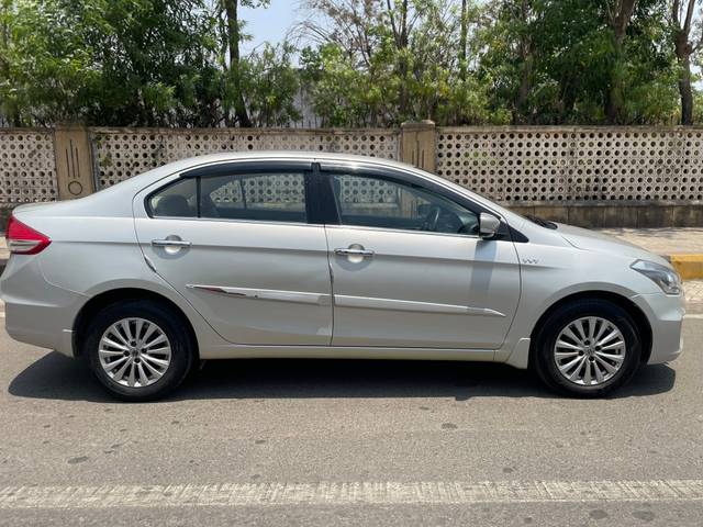 https://images10.gaadi.com/usedcar_image/4023161/original/8ee2e4a5c7ebeca84ac2508f17d2a7ea.jpeg?imwidth=6401