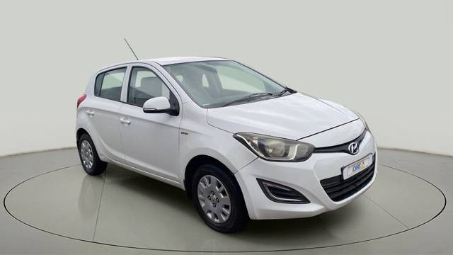 https://images10.gaadi.com/usedcar_image/4023877/original/c842b12cdf8bbce9c6b8c6f7ce5b0c57.jpg?imwidth=6400