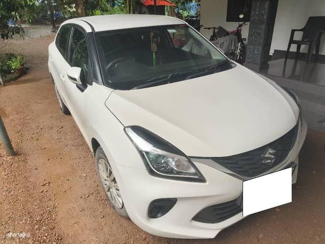 https://images10.gaadi.com/usedcar_image/4024140/original/processed_b64a8754-2714-44ec-8ec6-115864952426.jpg?imwidth=6400