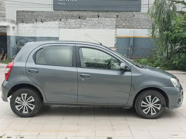 https://images10.gaadi.com/usedcar_image/4025172/original/processed_32847959e3cf60907da2e38ab4d7dbd3.jpg?imwidth=6401