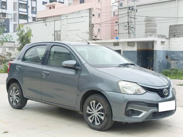 https://images10.gaadi.com/usedcar_image/4025172/original/processed_709bdff96e8ab7191e53a9d7312aa087.jpg?imwidth=6400