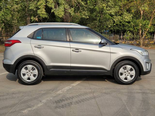https://images10.gaadi.com/usedcar_image/4025415/original/a61500a7accd847d851110928911e71c.jpg?imwidth=6402