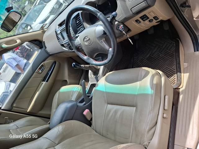 https://images10.gaadi.com/usedcar_image/4026050/original/2736ba7c9d53ae8326757e9079723731.jpeg?imwidth=6402