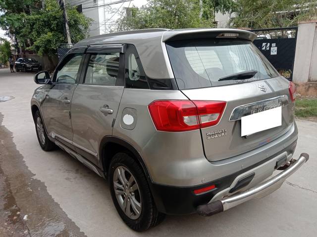 https://images10.gaadi.com/usedcar_image/4026098/original/processed_b390689fa9b1d2755fd26ce6eb1500cc.jpg?imwidth=6402