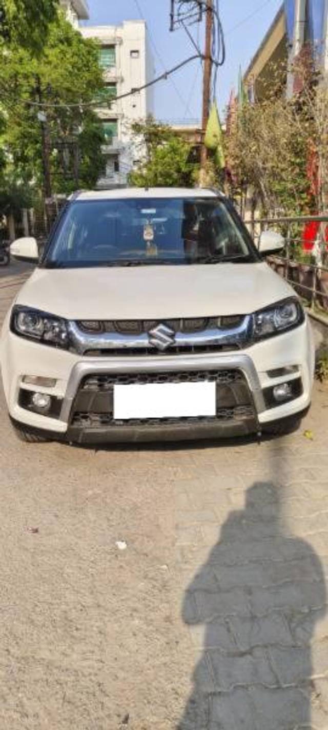 https://images10.gaadi.com/usedcar_image/4026342/original/processed_c783326f-2316-4920-9fc7-a0990b30bd43.jpg?imwidth=6400