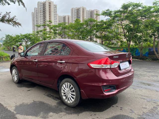 https://images10.gaadi.com/usedcar_image/4026847/original/processed_7cd49fdcc582c3765dcd84cf12961470.jpg?imwidth=6402