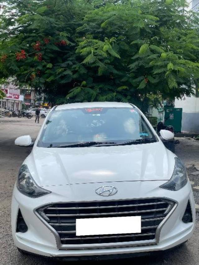 https://images10.gaadi.com/usedcar_image/4027031/original/processed_2e0eb470-3fb5-4d48-a5b4-40af79a5ad6b.jpeg?imwidth=6400