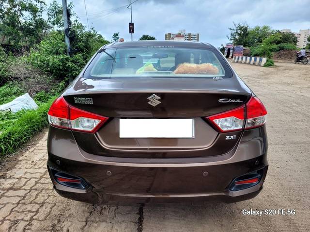 https://images10.gaadi.com/usedcar_image/4027156/original/processed_eea6130ee56493da1a1d9d8e381d4b46.jpg?imwidth=6402