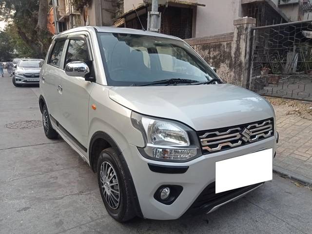 https://images10.gaadi.com/usedcar_image/4027306/original/processed_24a46fba36a6698c6c296025f66e2e65.jpg?imwidth=6400