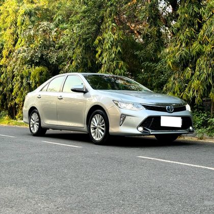 Toyota Camry Hybrid 2.5