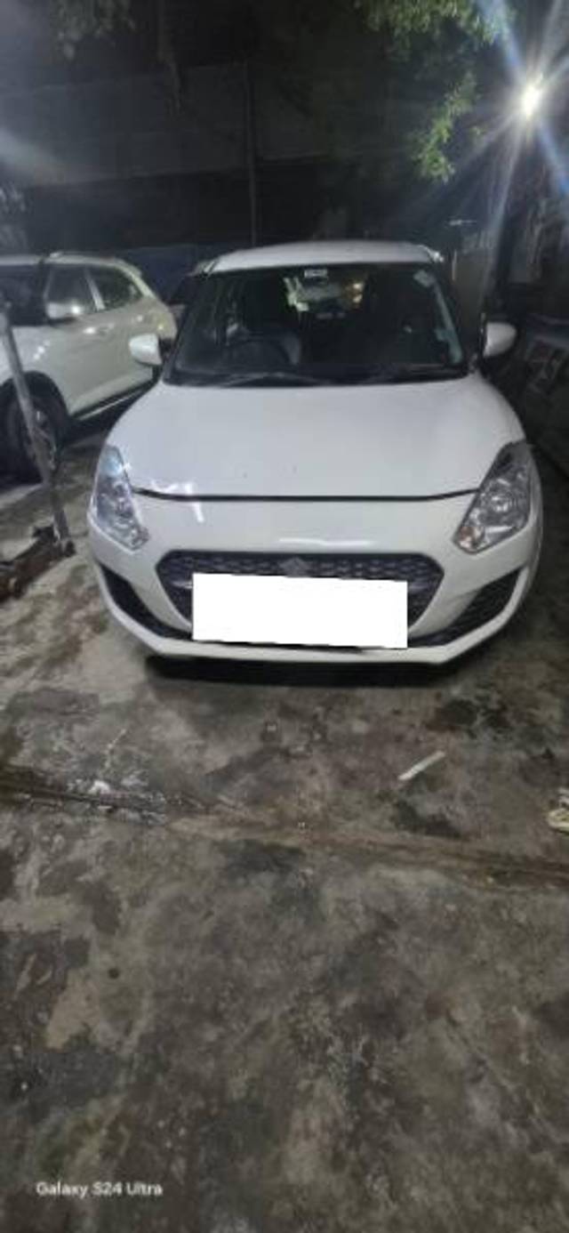 https://images10.gaadi.com/usedcar_image/4028146/original/processed_c47a9254-be4e-4a49-9a8b-cef28d5991e5.jpg?imwidth=6400