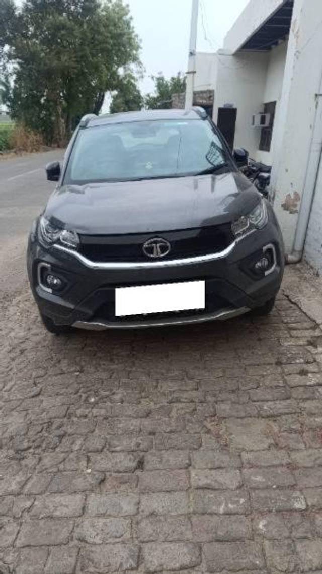 https://images10.gaadi.com/usedcar_image/4028170/original/processed_01c8c4dd-68d7-4ad0-88ab-0d82828aba47.jpg?imwidth=6400