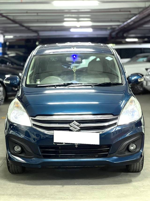 https://images10.gaadi.com/usedcar_image/4028345/original/processed_d6a1b9eb0a5de5a257ac6ba1c404127e.jpg?imwidth=6402