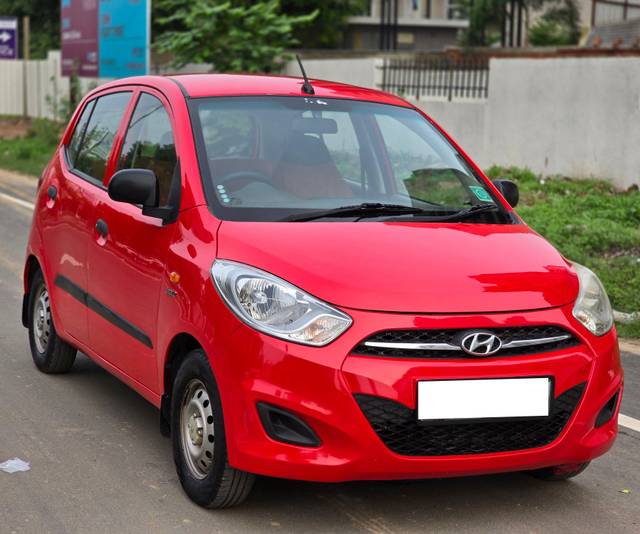 https://images10.gaadi.com/usedcar_image/4028444/original/processed_35639a91d013b3f59eb92258dbccbd99.jpg?imwidth=6400