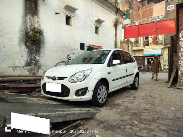 https://images10.gaadi.com/usedcar_image/4029082/original/processed_25cb351c-67ca-4035-b4dc-6ec142c7270e.jpg?imwidth=6400