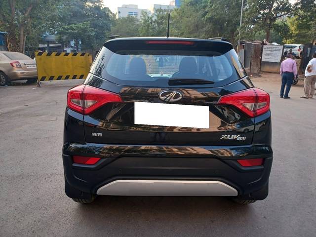 https://images10.gaadi.com/usedcar_image/4029334/original/processed_2a47a3784a3c18f72c6381f520ed7919.jpeg?imwidth=6402