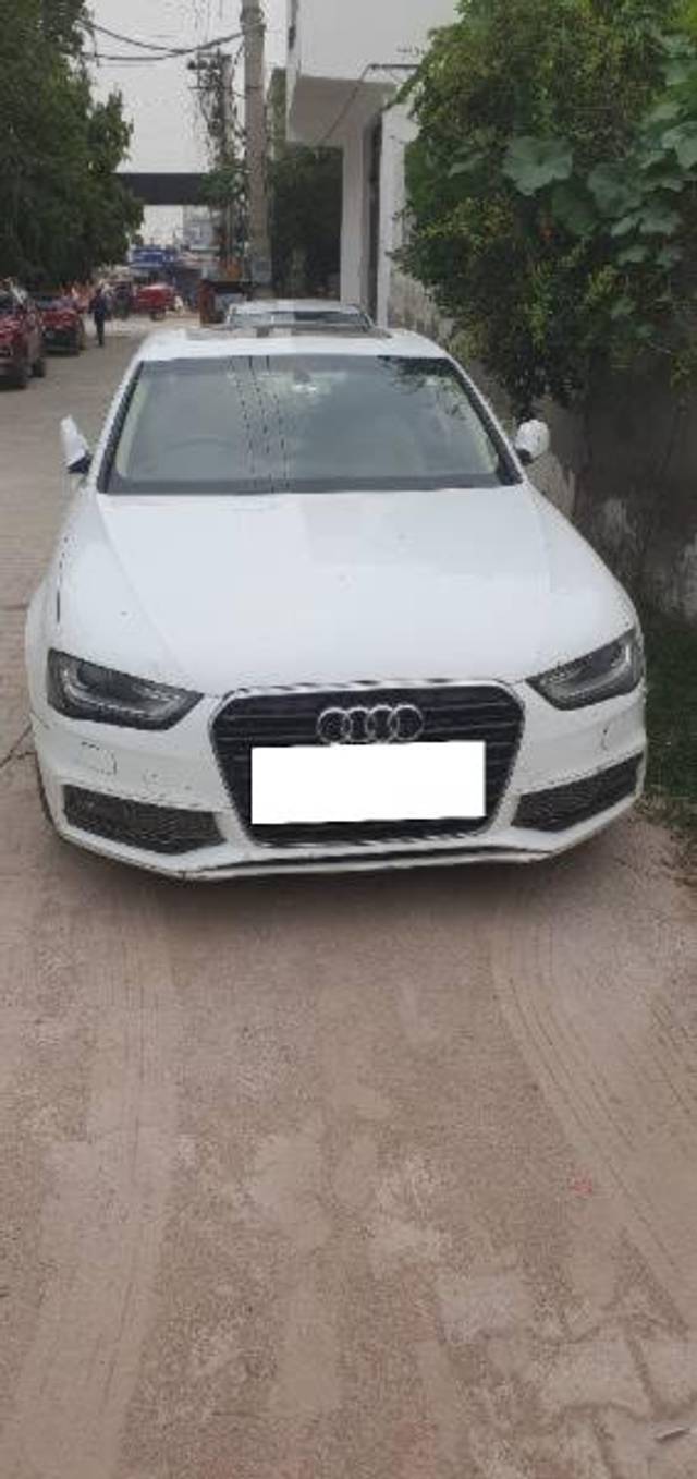 https://images10.gaadi.com/usedcar_image/4029344/original/processed_c3eca762-872e-4e53-b8b0-43e694607803.jpg?imwidth=6400