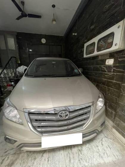 Toyota Innova 2.5 VX (Diesel) 8 Seater BS IV