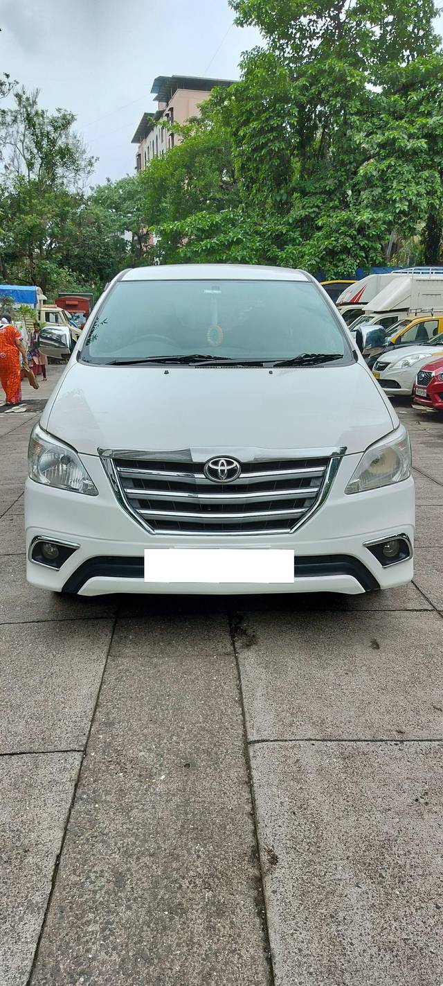 https://images10.gaadi.com/usedcar_image/4029475/original/processed_8b2ebc6f05b40adba00524ca676b9920.jpg?imwidth=6400