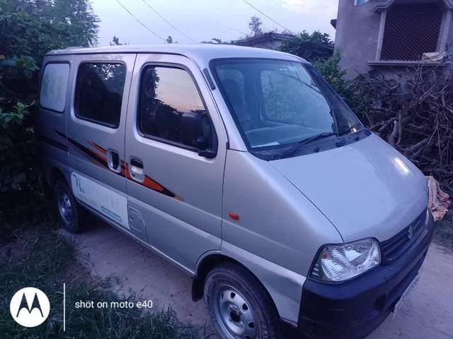 https://images10.gaadi.com/usedcar_image/4030031/original/processed_fa2ee272-bf56-4b01-bb77-982b059eaba3.jpg?imwidth=6400