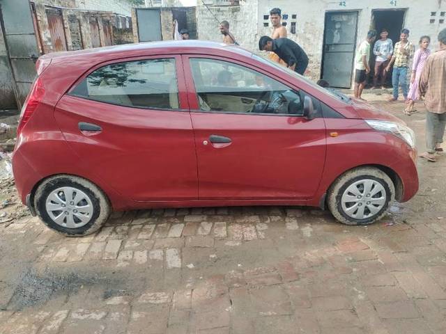 https://images10.gaadi.com/usedcar_image/4030106/original/processed_22db8694-42c3-4207-ad39-a39b4b74c302.jpg?imwidth=6400