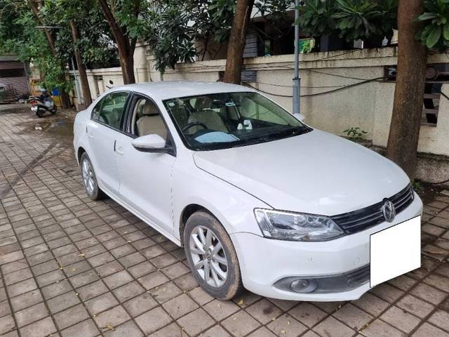 https://images10.gaadi.com/usedcar_image/4030182/original/processed_a07e5a52-7c1c-4b9d-9011-441501cf58f3.jpg?imwidth=6400