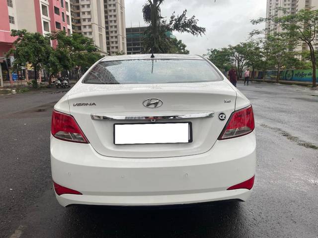 https://images10.gaadi.com/usedcar_image/4031027/original/processed_21c92b1c9e7931de3f0ee6977010943a.jpg?imwidth=6402