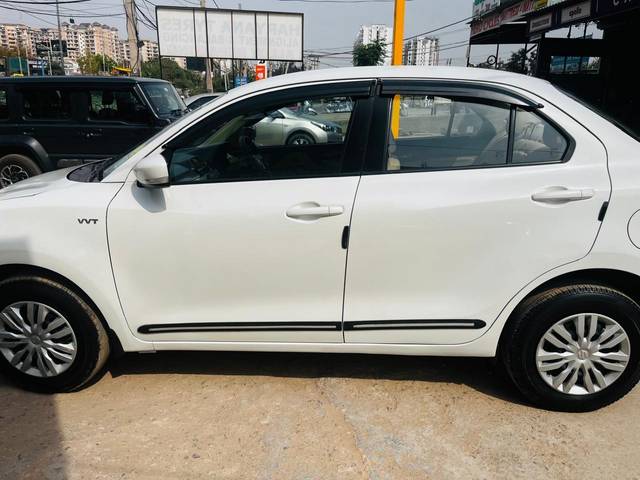 https://images10.gaadi.com/usedcar_image/4031326/original/processed_b410aa8d65eaf71a910f0950b4031b31.jpg?imwidth=6402