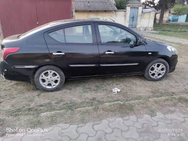 https://images10.gaadi.com/usedcar_image/4031334/original/processed_31f73912-0b7f-49cf-9362-ced68d2841a9.jpg?imwidth=6402