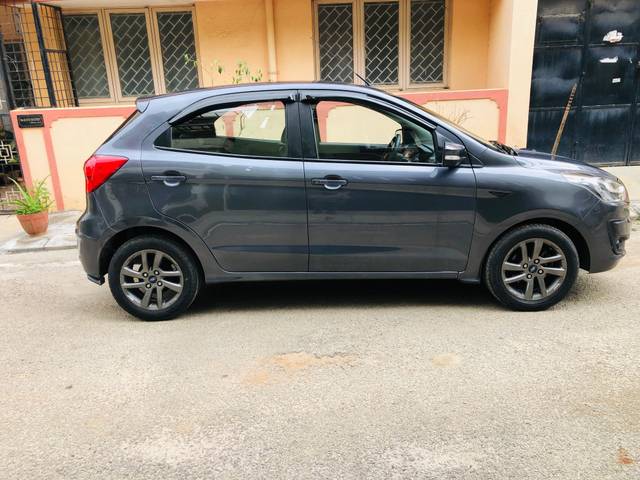 https://images10.gaadi.com/usedcar_image/4032276/original/processed_e9a8be177829e24e5dbe5a25ed038bb1.jpg?imwidth=6401