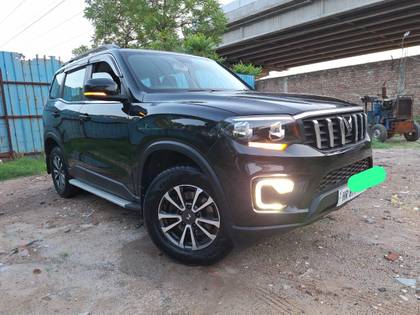 Mahindra Scorpio N Z4 AT