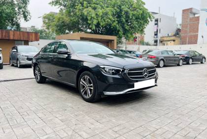 Mercedes-Benz E-Class Exclusive E 220d