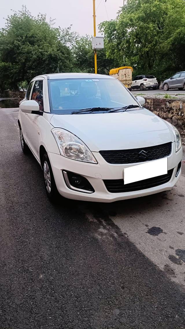 https://images10.gaadi.com/usedcar_image/4033226/original/processed_626616acfd6b85bd54db3c7fa3098310.jpg?imwidth=6400