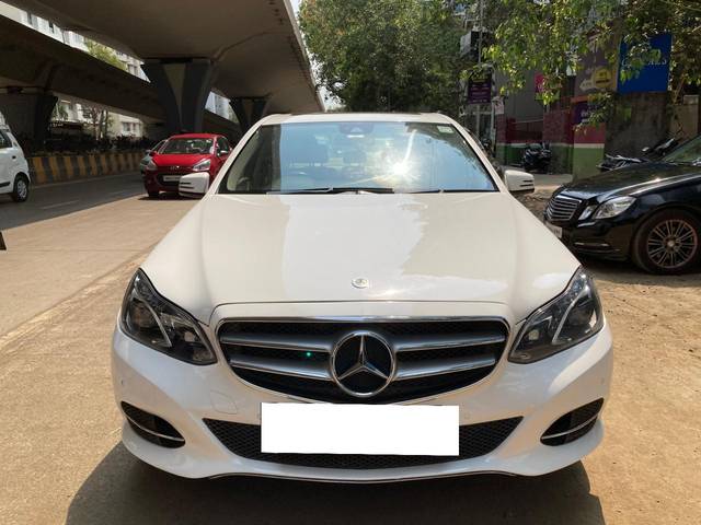 https://images10.gaadi.com/usedcar_image/4033546/original/processed_eae624870ddbd2219fa0dd9827e690db.jpg?imwidth=6401