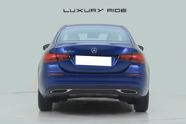 https://images10.gaadi.com/usedcar_image/4033990/original/processed_920c6ce024cd81a8dd311a860dd2ac2a.jpg?imwidth=6402