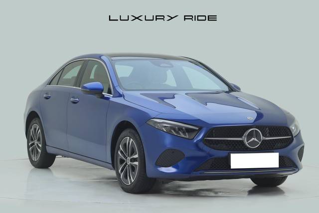 https://images10.gaadi.com/usedcar_image/4033990/original/processed_9712315f9f44fcc260e1a29fc6643d94.jpg?imwidth=6400