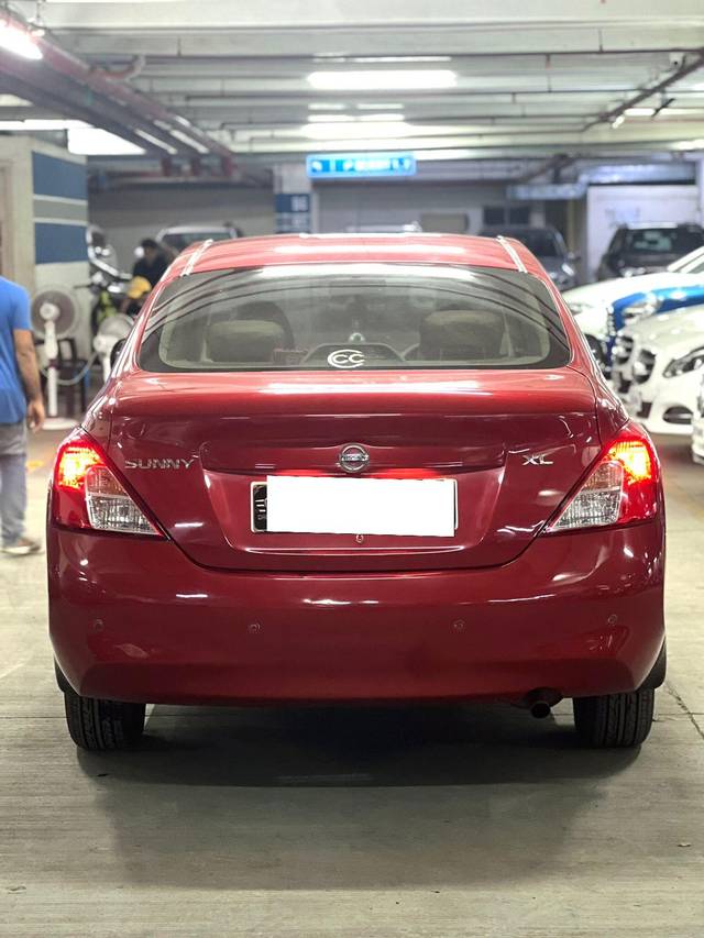 https://images10.gaadi.com/usedcar_image/4034403/original/processed_e10437d8e30151cb1b098eb2d31388d5.jpg?imwidth=6401